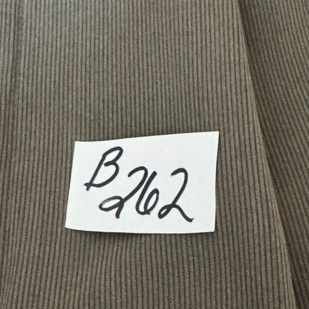 B-262 Men’s Bill‎ Blass Gray Pleated Front Dress Pants Size 38x33